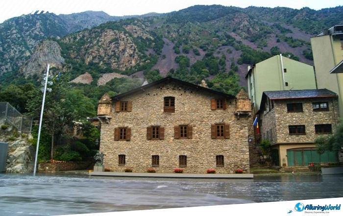 6 Casa de la Vall