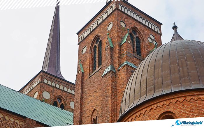 2 Roskilde Domkyrka