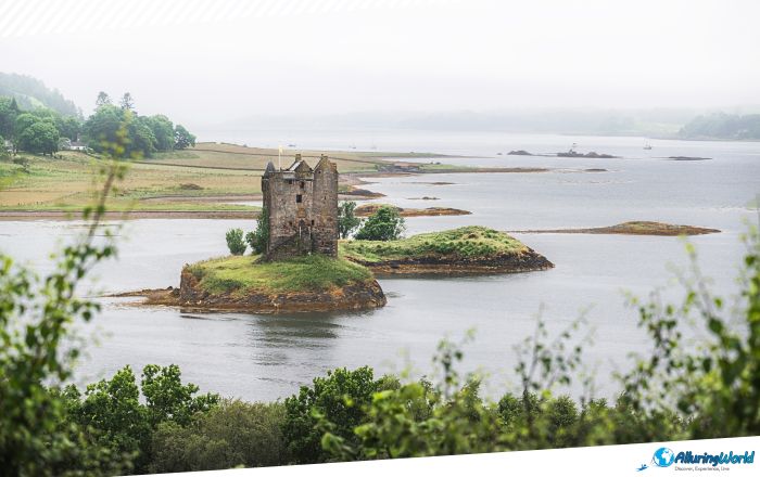 4 Castle Stalker