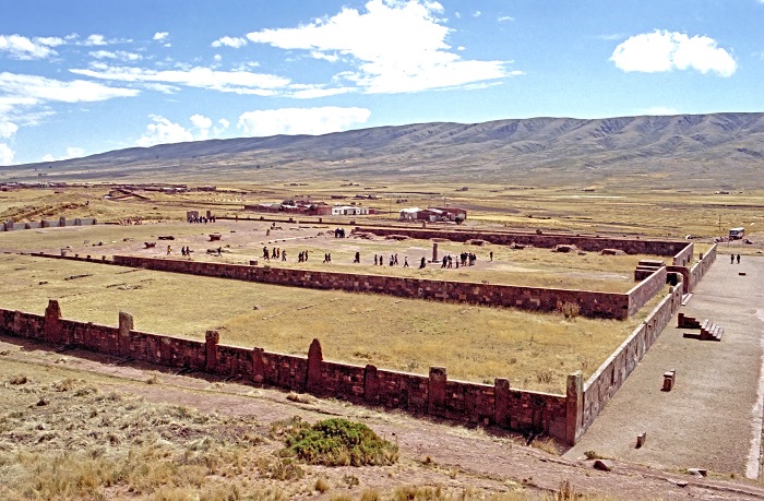 18 Tiwanaku