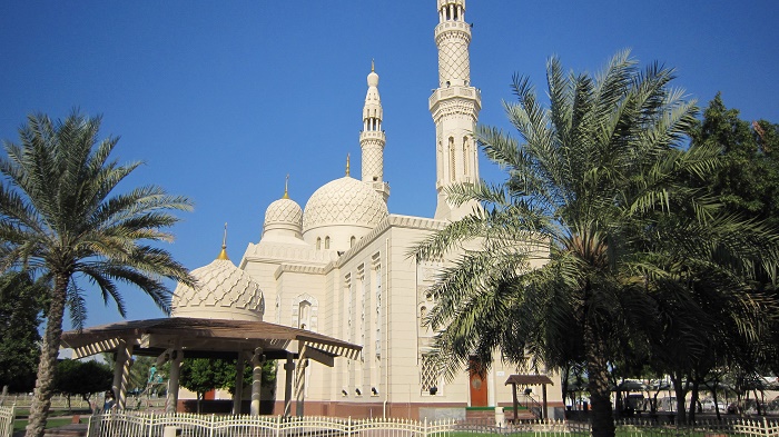 2 Jumeirah Mosque