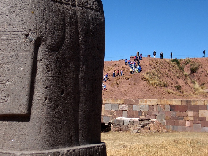9 Tiwanaku