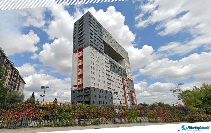 5 Mirador Building in Madrid
