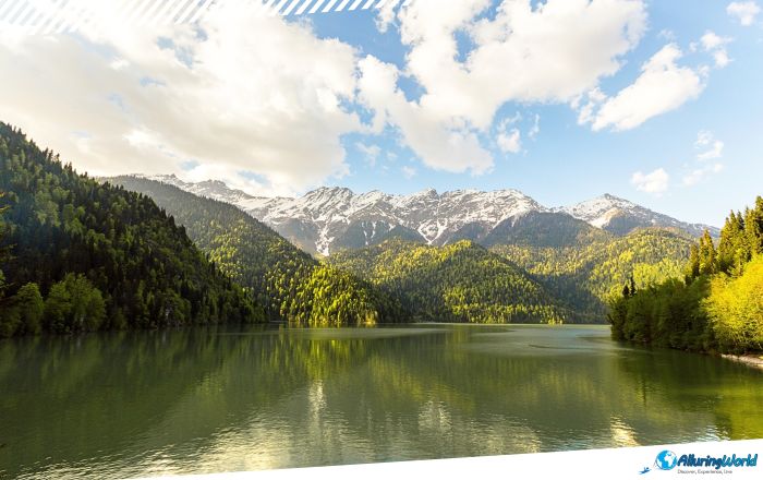 6 Lake Ritsa in Abkhazia