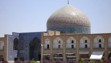 10 Lotfollah Mosque