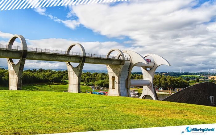 1 Falkirk Wheel in Scotland