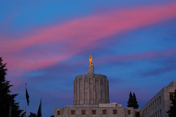 14 Oregon Capitol