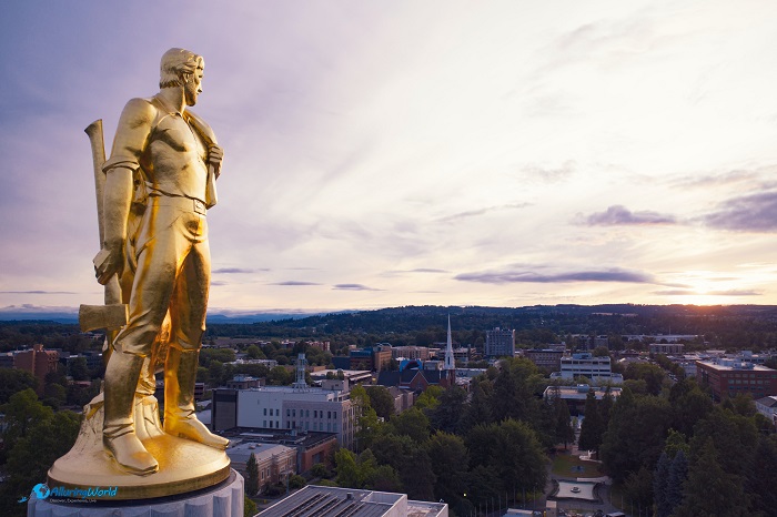 3 Oregon Capitol