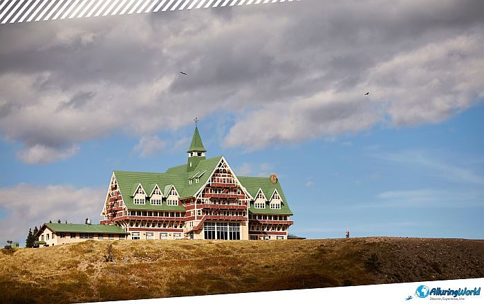 1 Prince of Wales Hotel