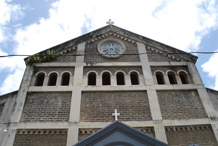 10 Castries Church