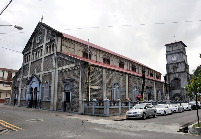 4 Castries Church