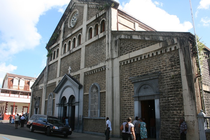 8 Castries Church