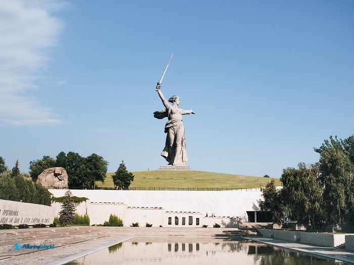 1 Motherland Calls