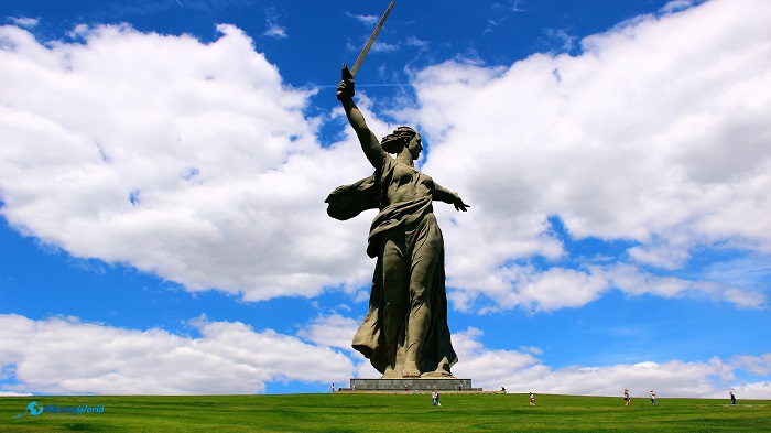 10 Motherland Calls