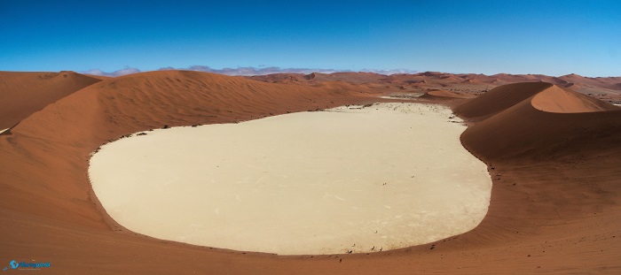 1 Deadvlei