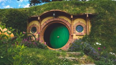 1 Hobbiton