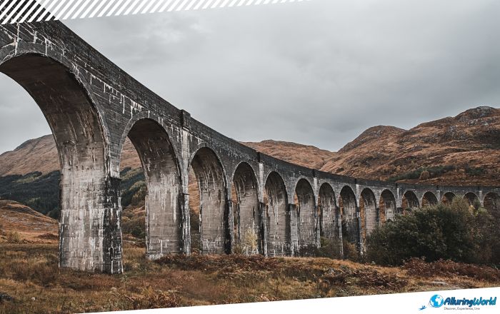 4 Glenfinnan Viaduct in Scotland