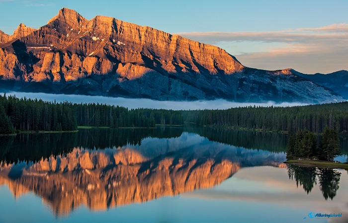 5 Lake Minnewanka