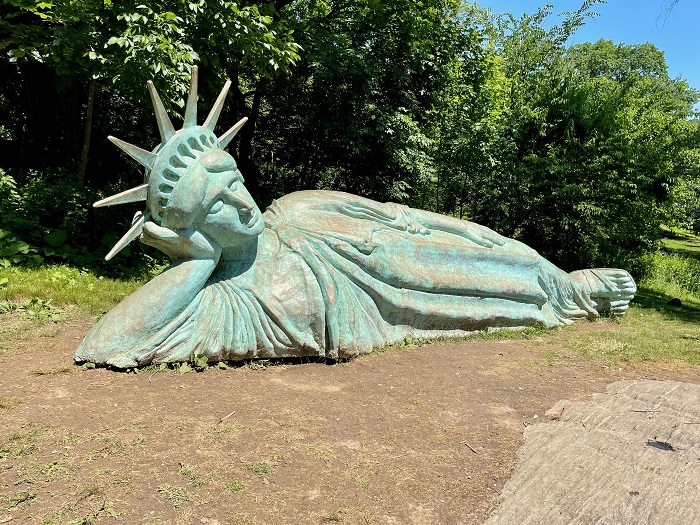 3 Reclining Liberty