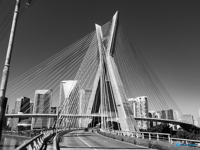 7 Paulo Bridge