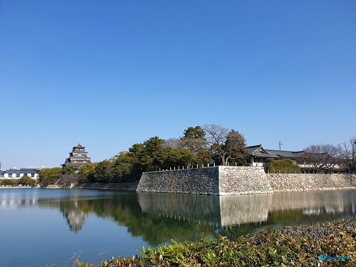 16 Hiroshima Castle