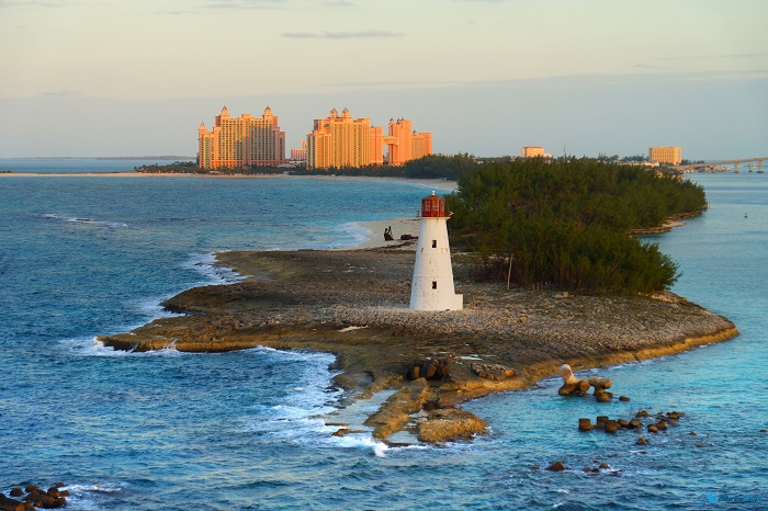 10 Paradise Lighthouse