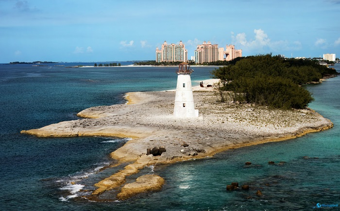 7 Paradise Lighthouse