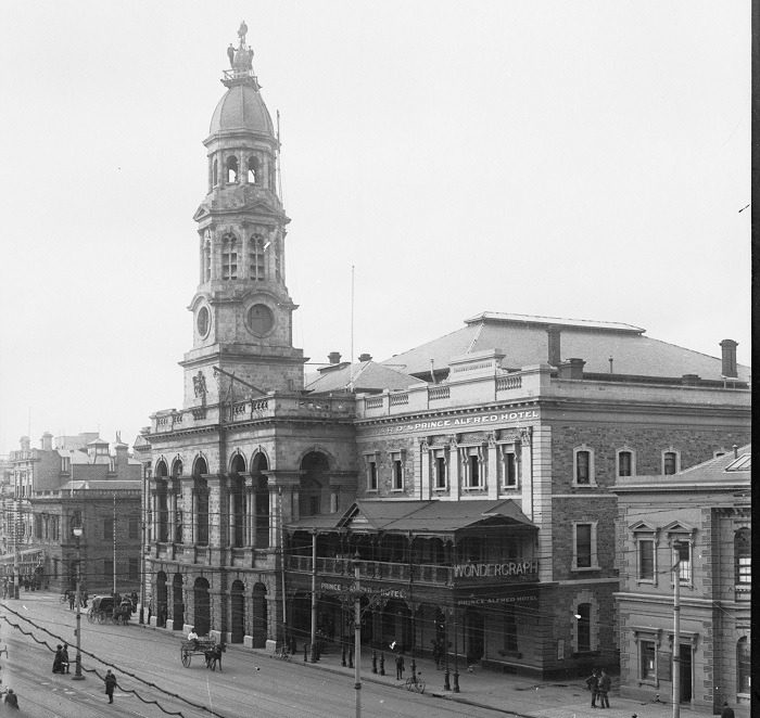 3 Adelaide Hall