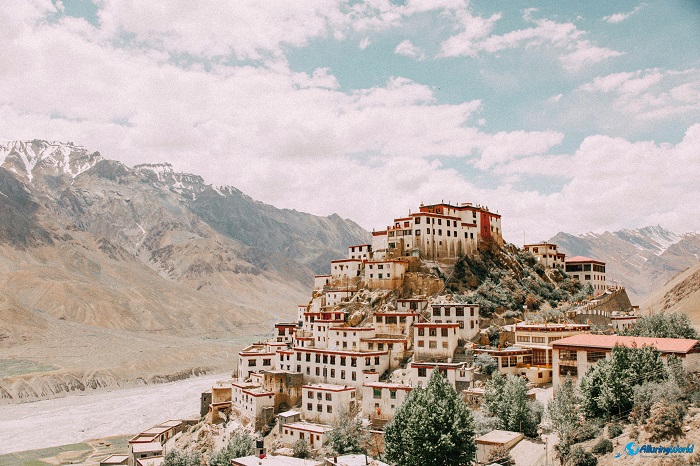 3 Gompa