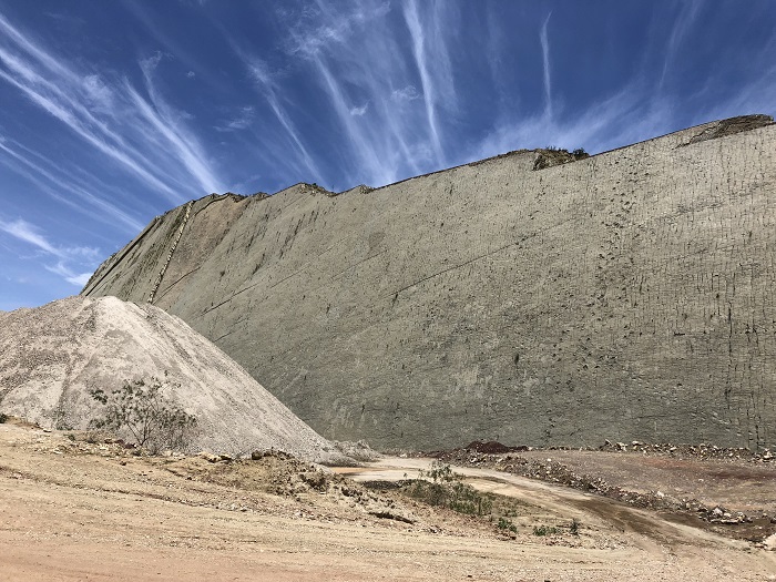 Source: wikipedia.org by Hay Kranen 1 Cal Orcko