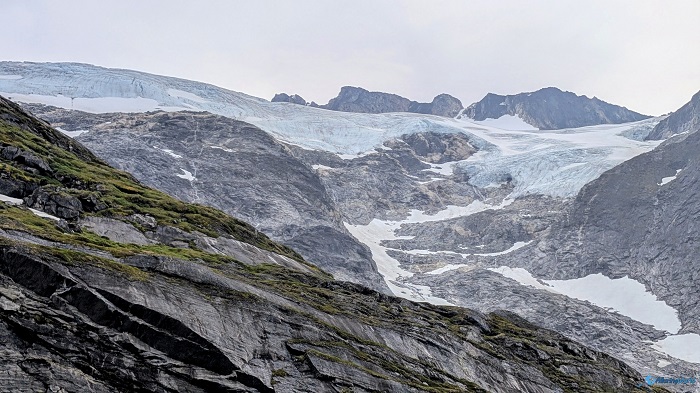 10 Sermitsiaq Waterfall