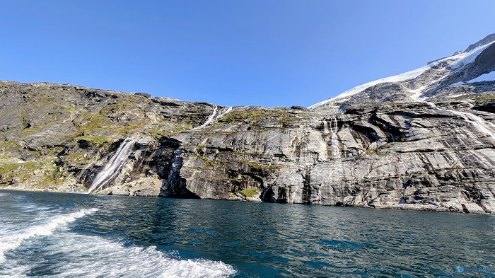 12 Sermitsiaq Waterfall