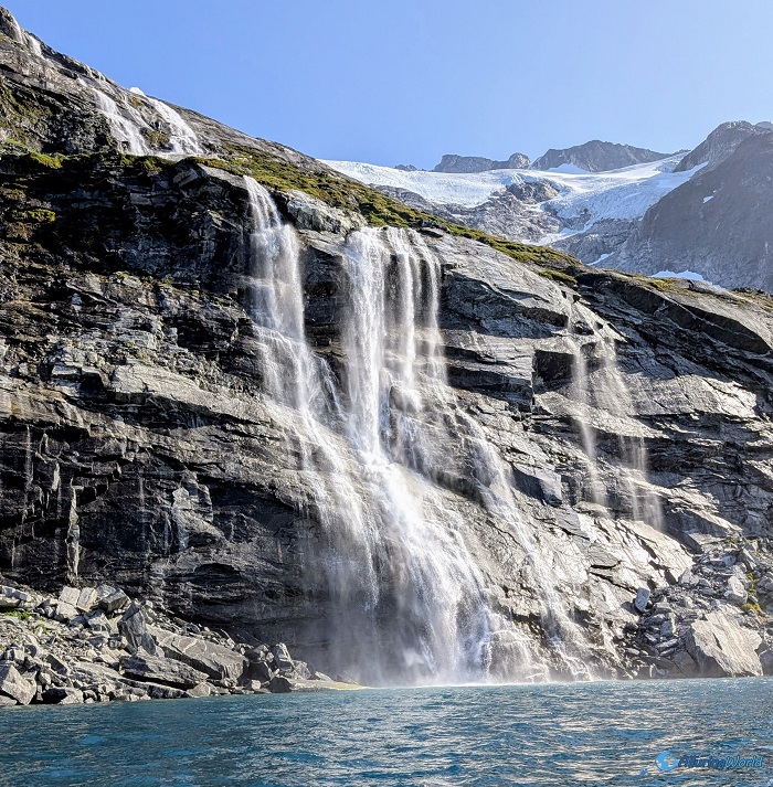 16 Sermitsiaq Waterfall