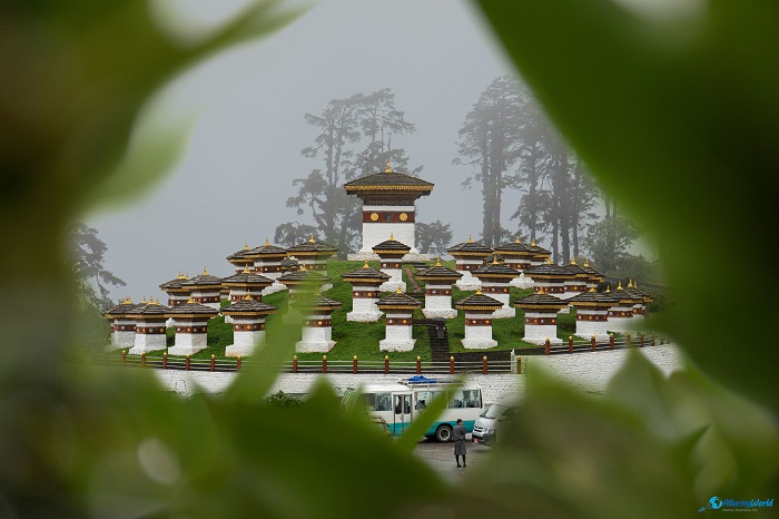 2 108 Chortens