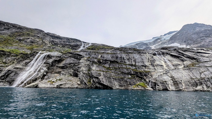 9 Sermitsiaq Waterfall