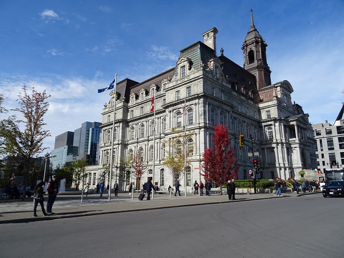 6 Montreal City Hall