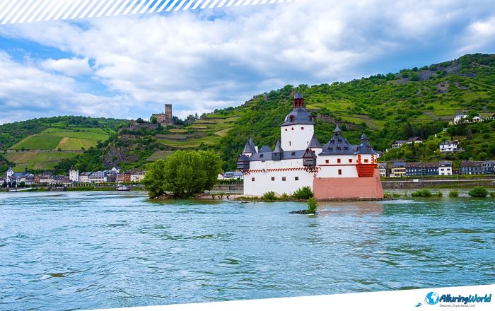 6 Pfalzgrafenstein Castle
