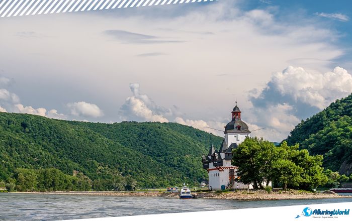 8 Pfalzgrafenstein Castle