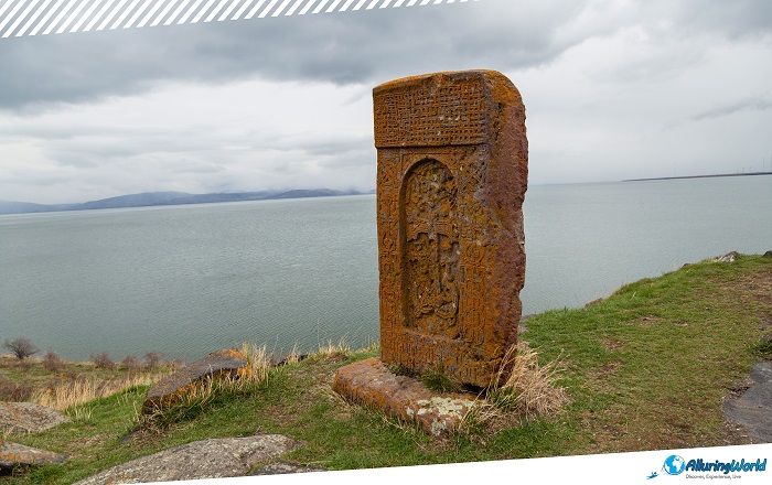 5 Hayravank Monastery