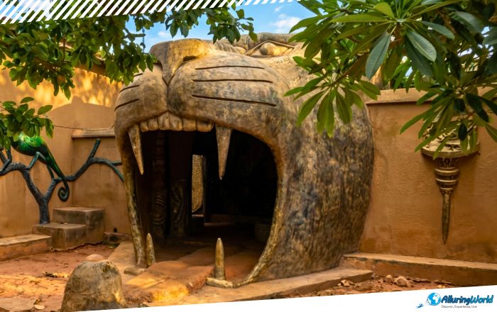 12 Vodun Temples of Abomey