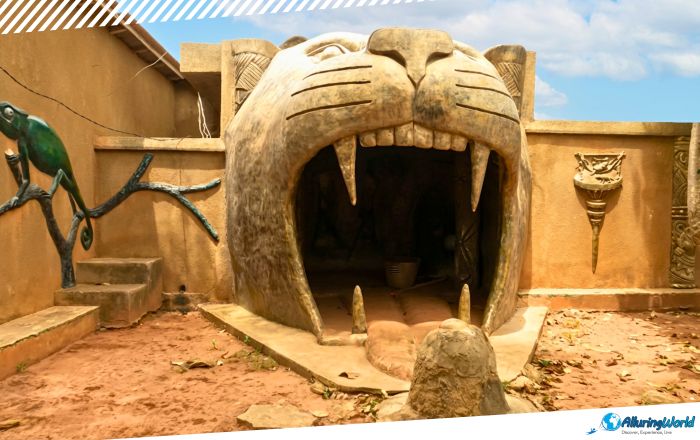 8 Vodun Temples of Abomey