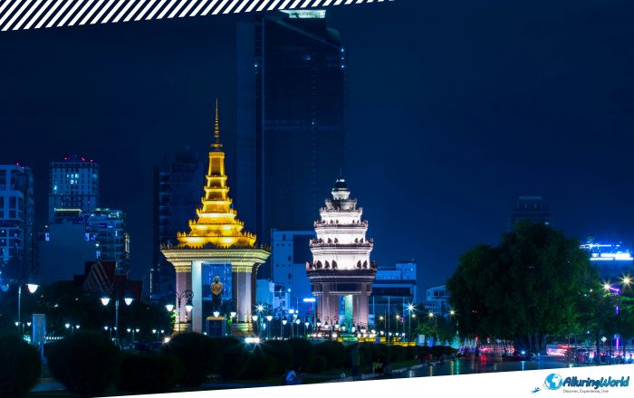 10 Independence Monument and Park