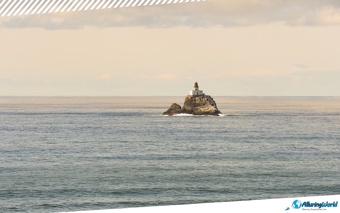 7 Tillamook Rock Light