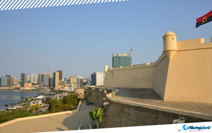 8 Fortress of São Miguel