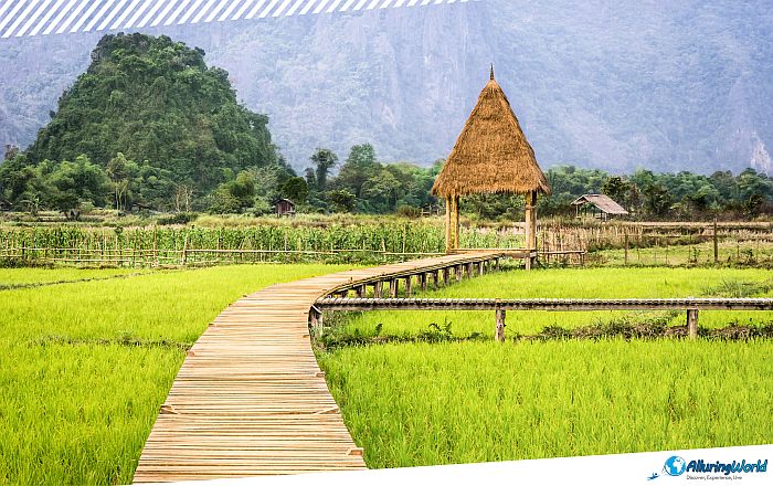 4 Vang Vieng Village in Laos