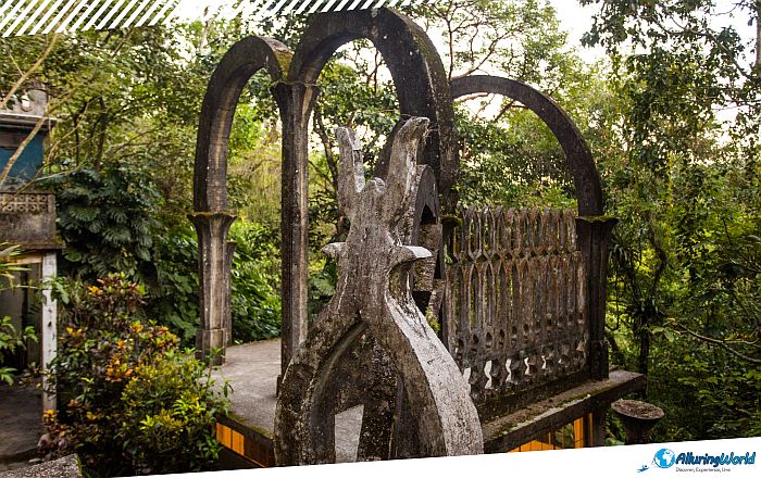 15 Las Pozas, Mexico
