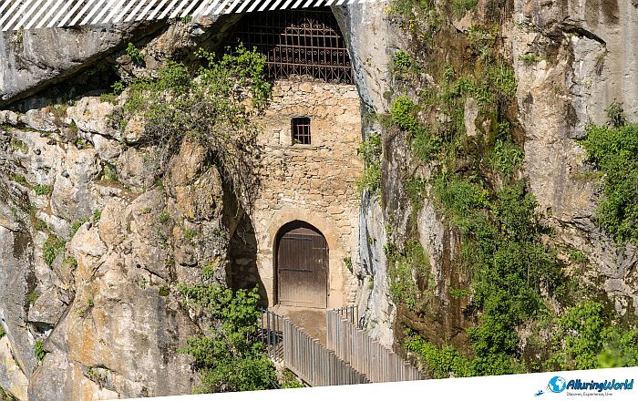 3 Predjama Castle, Slovenia