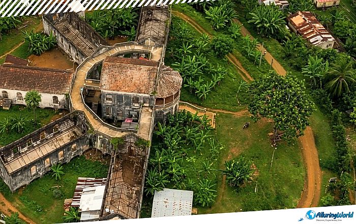 10 Roça Água-Izé on São Tomé