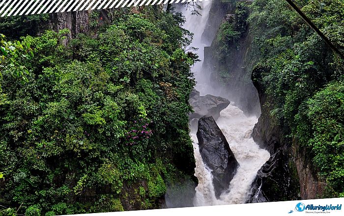 11 Pailón del Diablo Waterfall