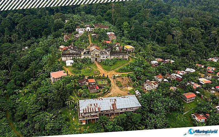 13 Roça Água-Izé on São Tomé